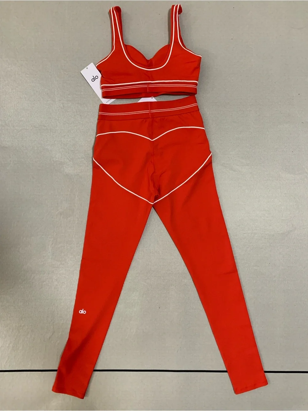 ALO Yoga Red Sculpt Legging and Matching Sports Bra Set